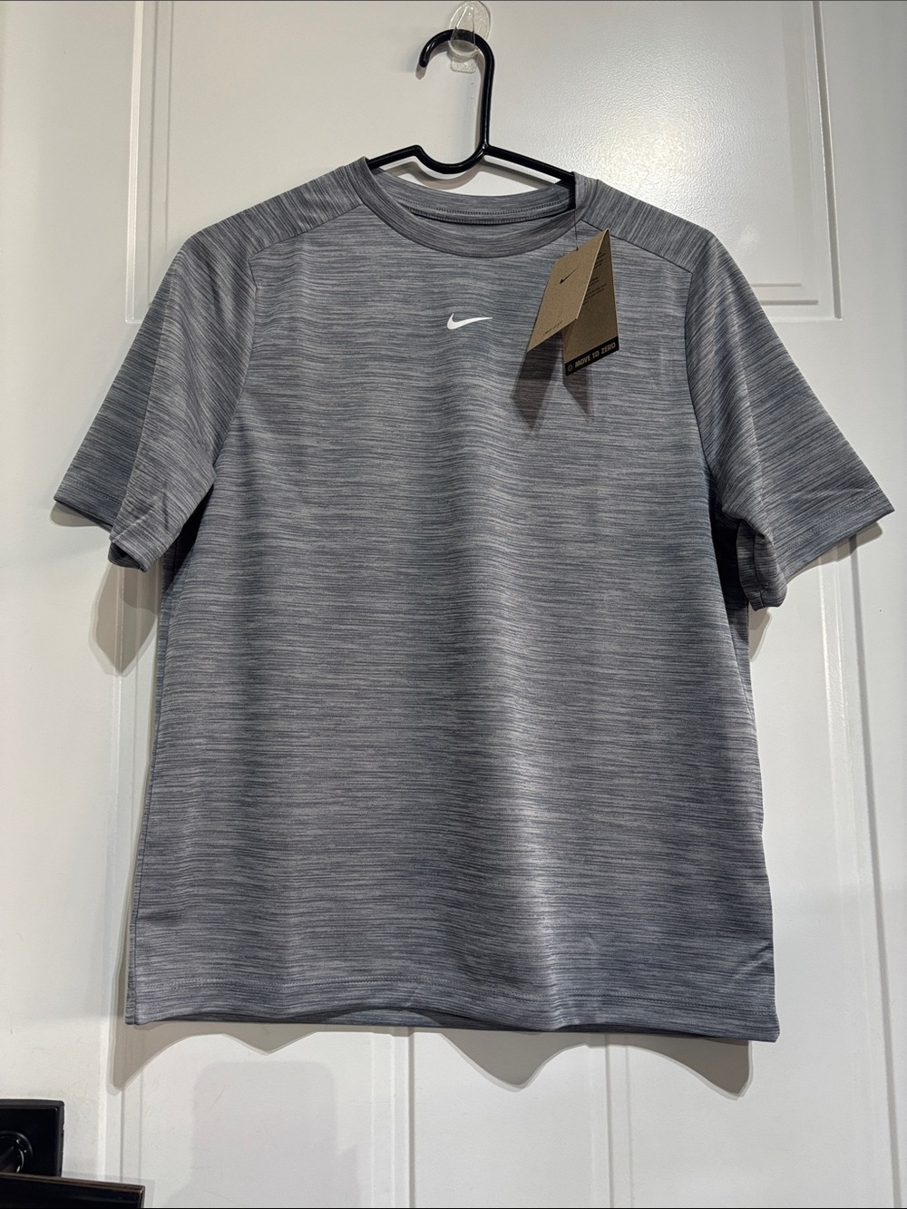 Nike DRI-FIT Training Crewneck,Swoosh logo, chest, athletic,short sleeve,light